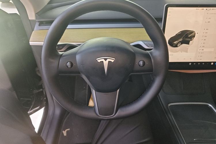 Used Tesla Model Y 2022 Revised Version Long-Range All-Wheel Drive Steering Wheel