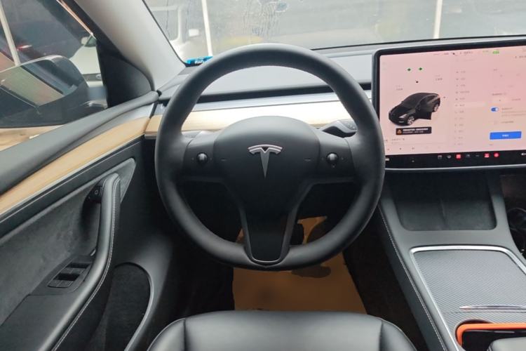 Used Tesla Model Y 2022 Revised Version Rear-Wheel Drive Steering Wheel