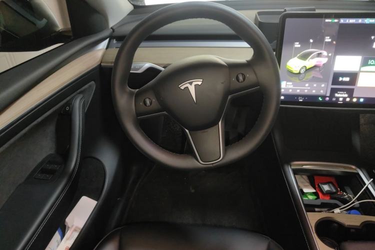 Used Tesla Model Y 2022 Revised Version Long-Range All-Wheel Drive Steering Wheel