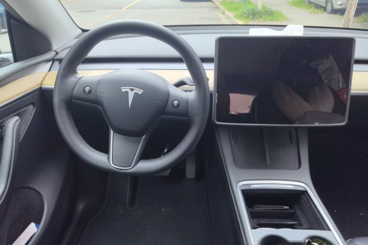 Used Tesla Model Y 2022 Revised Version Rear-Wheel Drive Steering Wheel