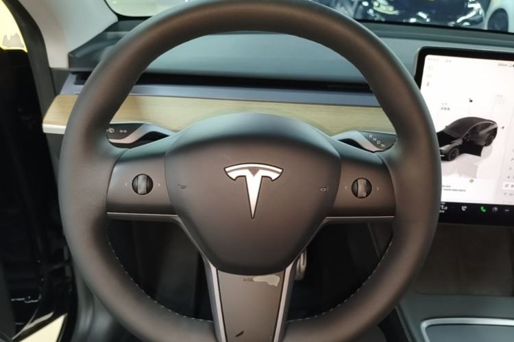 Used Tesla Model Y 2022 Rear-Wheel-Drive Version Steering Wheel