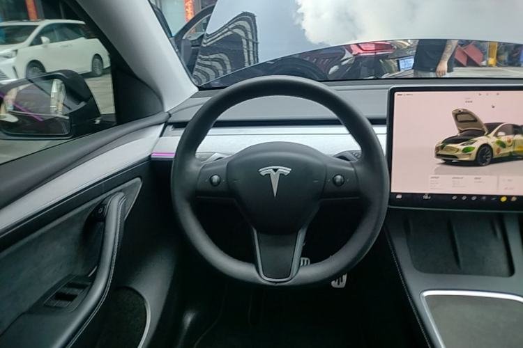 Used Tesla Model Y 2022 Revised Version Long-Range All-Wheel Drive Steering Wheel