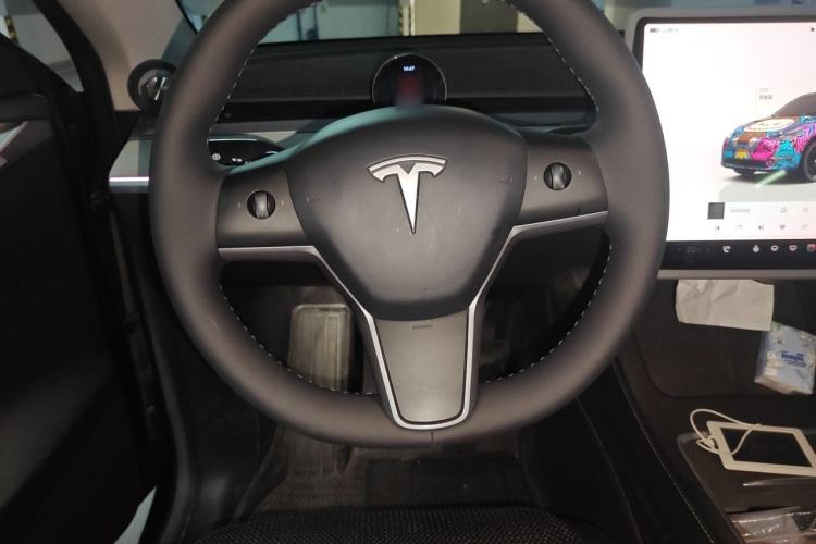 Used Tesla Model Y 2022 Revised Version Rear-Wheel Drive Steering Wheel