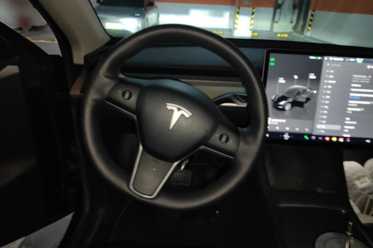 Used Tesla Model Y 2022 Revised Version Long-Range All-Wheel Drive Steering Wheel