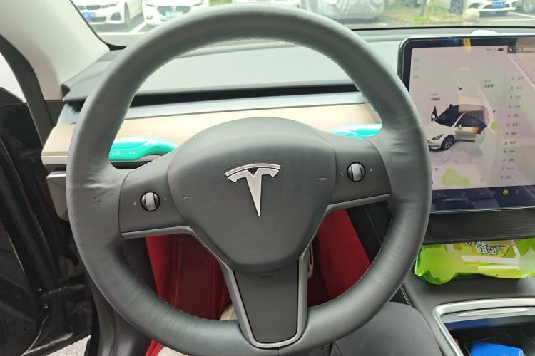 Used Tesla Model Y 2022 Revised Version Long-Range All-Wheel Drive Steering Wheel