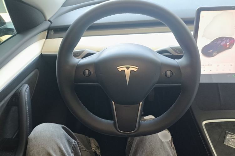 Used Tesla Model Y 2022 Rear-Wheel-Drive Version Steering Wheel