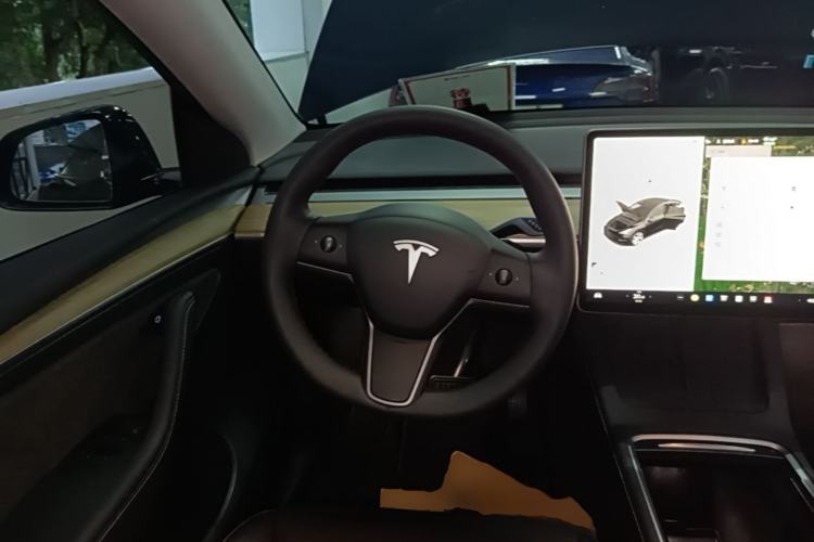 Used Tesla Model Y 2022 Revised Version Rear-Wheel Drive Steering Wheel
