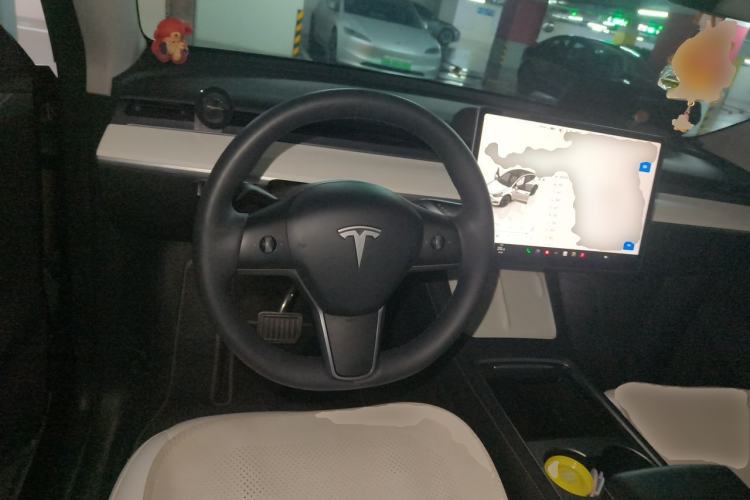 Used Tesla Model Y 2022 Revised Version Rear-Wheel Drive Steering Wheel