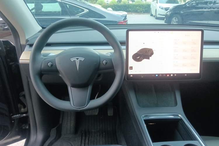 Used Tesla Model Y 2022 Revised Version Rear-Wheel Drive Steering Wheel