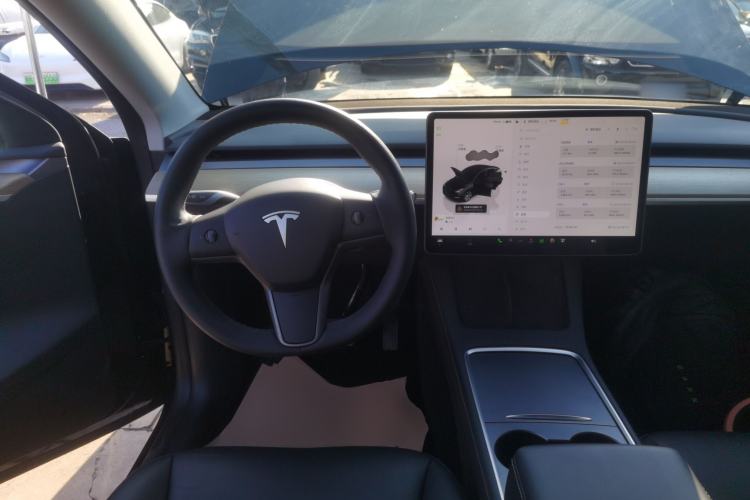 Used Tesla Model Y 2022 Revised Version Rear-Wheel Drive Steering Wheel
