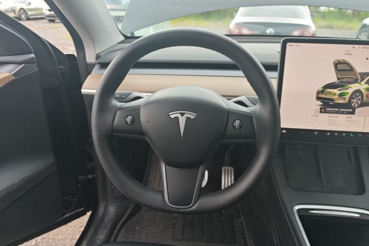 Used Tesla Model Y 2022 Performance High-Performance All-Wheel-Drive Version Steering Wheel