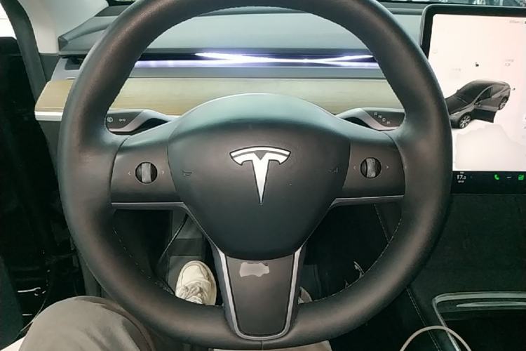 Used Tesla Model Y 2022 Revised Version Long-Range All-Wheel Drive Steering Wheel