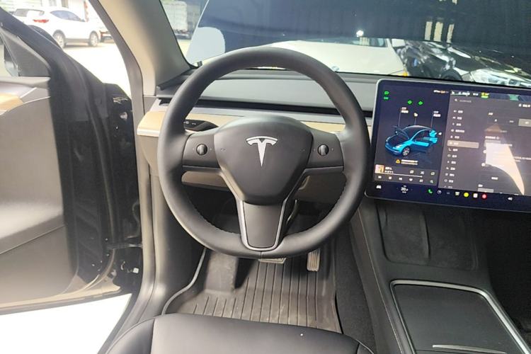 Used Tesla Model Y 2022 Revised Version Rear-Wheel Drive Steering Wheel
