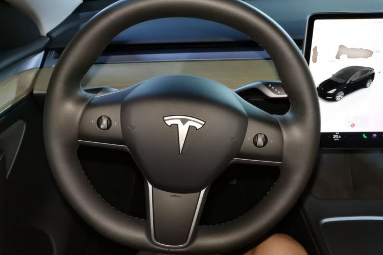 Used Tesla Model Y 2022 Revised Version Rear-Wheel Drive Steering Wheel