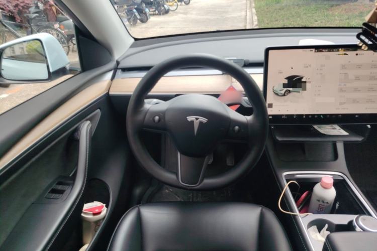 Used Tesla Model Y 2022 Rear-Wheel-Drive Version Steering Wheel