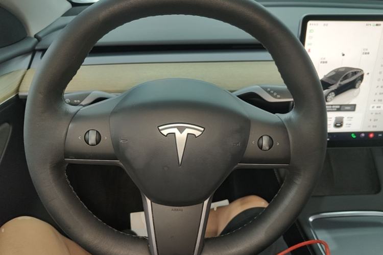 Used Tesla Model Y 2022 Rear-Wheel-Drive Version Steering Wheel