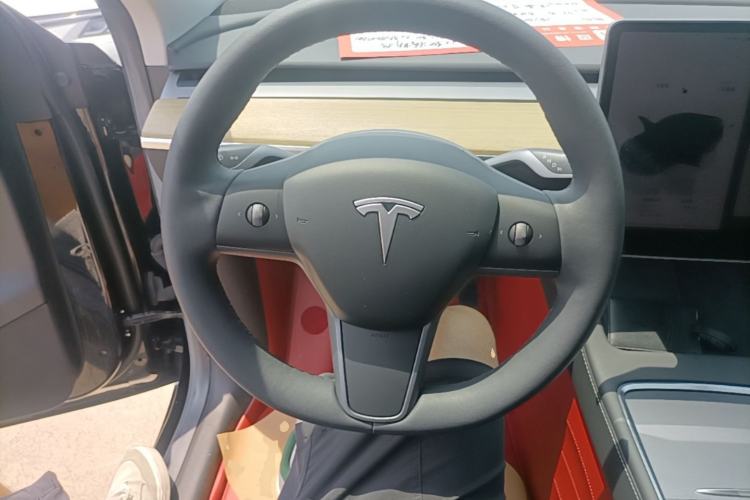 Used Tesla Model Y 2022 Revised Version Rear-Wheel Drive Steering Wheel