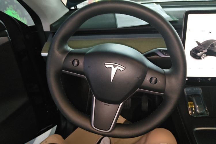 Used Tesla Model Y 2022 Revised Version Rear-Wheel Drive Steering Wheel
