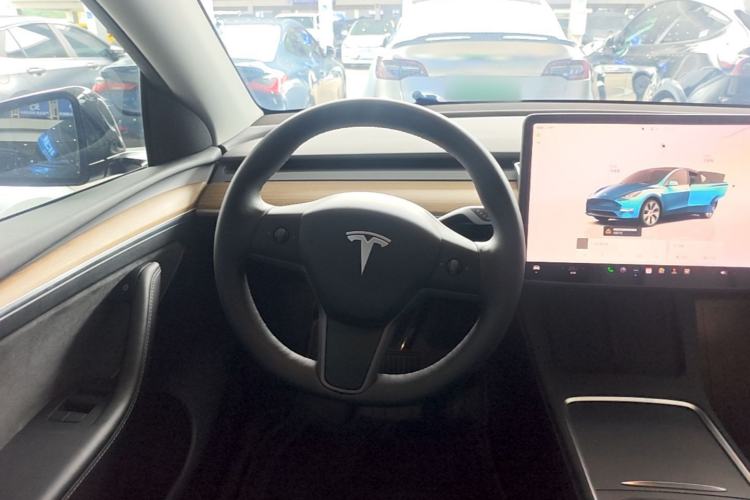 Used Tesla Model Y 2022 Revised Version Rear-Wheel Drive Steering Wheel