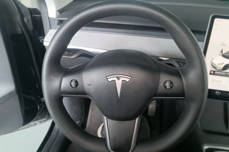 Used Tesla Model Y 2022 Revised Version Rear-Wheel Drive Steering Wheel