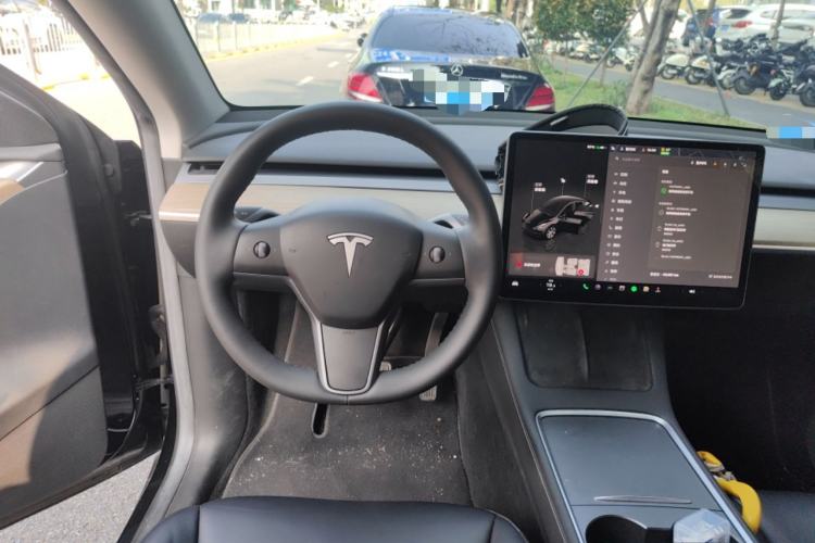 Used Tesla Model Y 2022 Revised Version Rear-Wheel Drive Steering Wheel