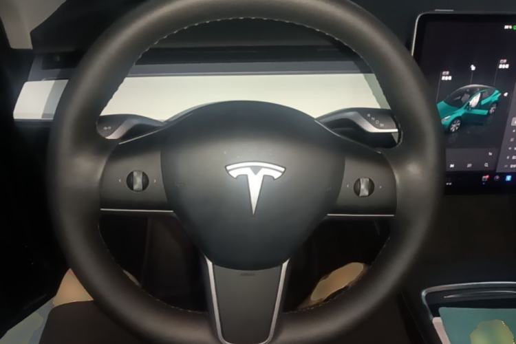 Used Tesla Model Y 2022 Revised Version Rear-Wheel Drive Steering Wheel
