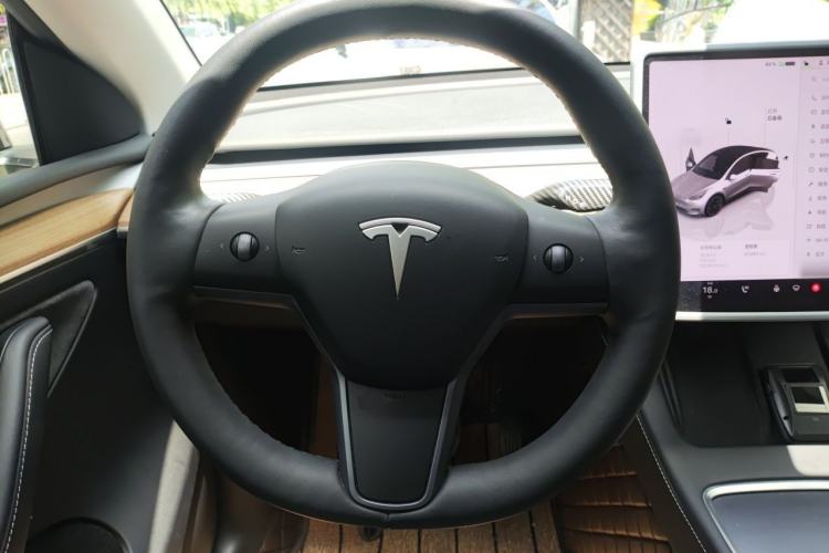 Used Tesla Model Y 2022 Revised Version Rear-Wheel Drive Steering Wheel