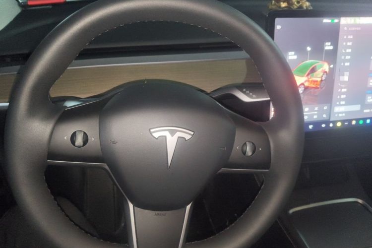 Used Tesla Model Y 2022 Revised Version Rear-Wheel Drive Steering Wheel