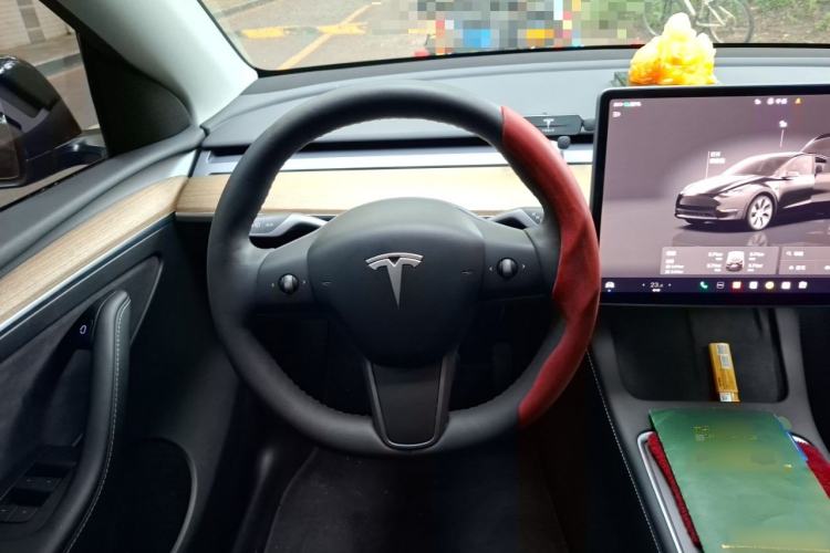 Used Tesla Model Y 2022 Revised Version Rear-Wheel Drive Steering Wheel
