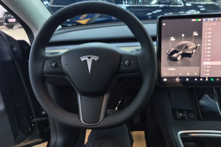 Used Tesla Model Y 2022 Revised Version Rear-Wheel Drive Steering Wheel
