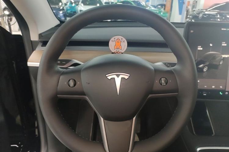 Used Tesla Model Y 2022 Revised Version Rear-Wheel Drive Steering Wheel