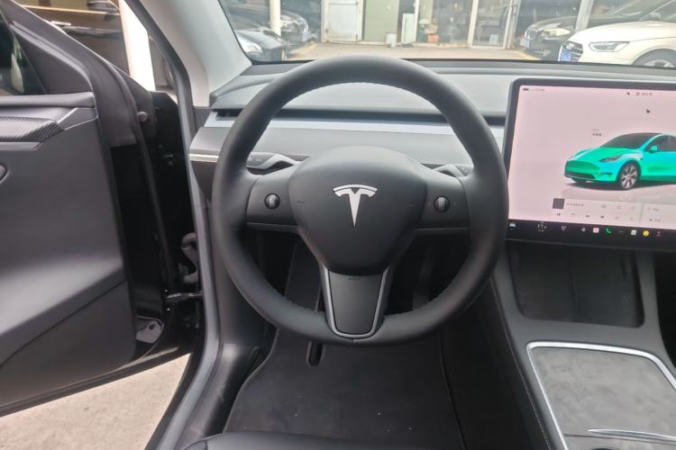 Used Tesla Model Y 2022 Revised Version Rear-Wheel Drive Steering Wheel