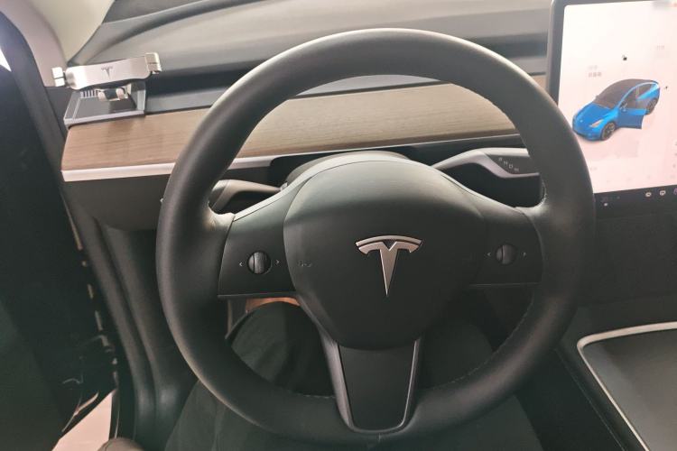 Used Tesla Model Y 2022 Revised Version Rear-Wheel Drive Steering Wheel