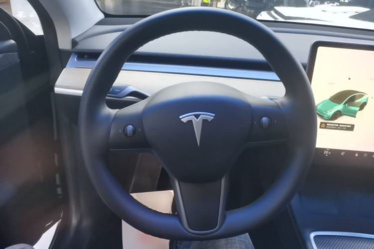 Used Tesla Model Y 2022 Rear-Wheel-Drive Version Steering Wheel