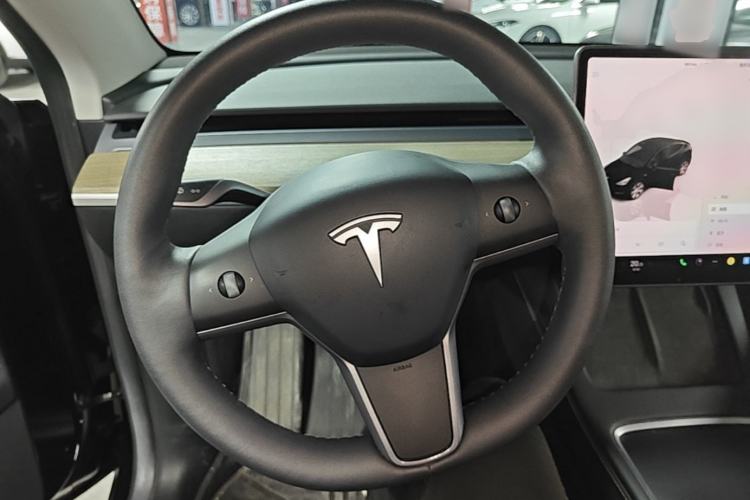 Used Tesla Model Y 2022 Revised Version Rear-Wheel Drive Steering Wheel