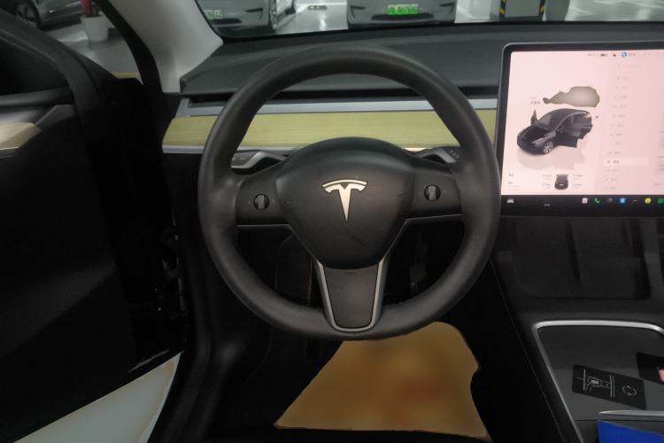Used Tesla Model Y 2022 Revised Version Rear-Wheel Drive Steering Wheel