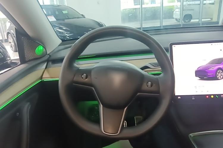 Used Tesla Model Y 2022 Revised Version Rear-Wheel Drive Steering Wheel