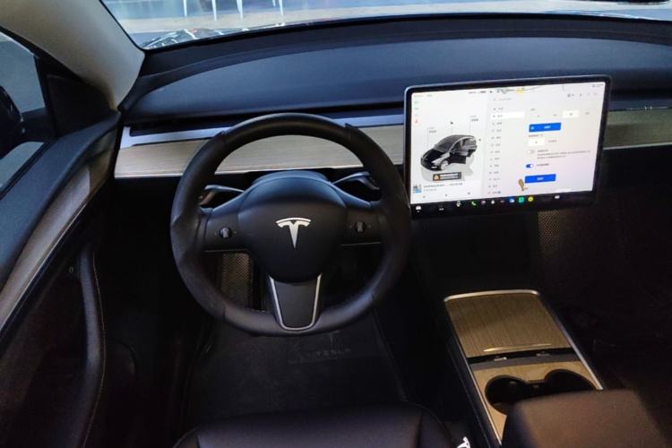 Used Tesla Model Y 2022 Revised Version Rear-Wheel Drive Steering Wheel