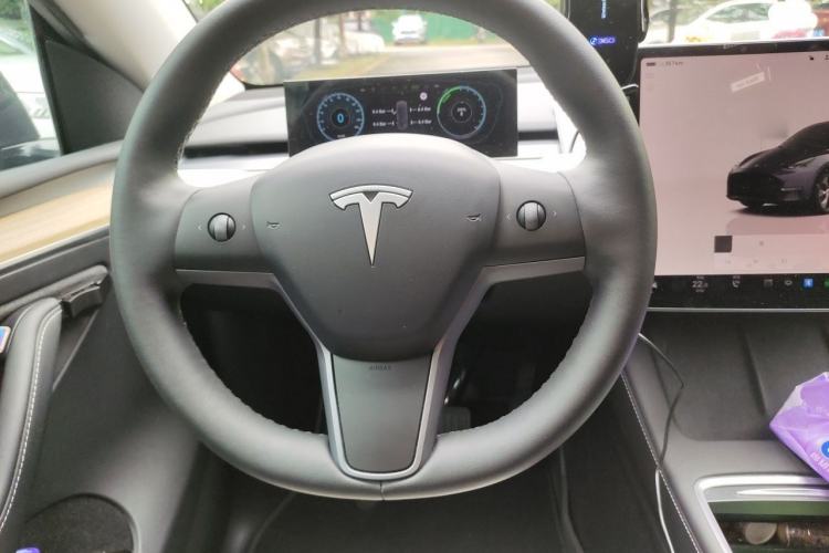 Used Tesla Model Y 2022 Revised Version Rear-Wheel Drive Steering Wheel