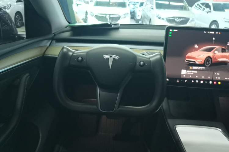 Used Tesla Model Y 2022 Revised Version Rear-Wheel Drive Steering Wheel