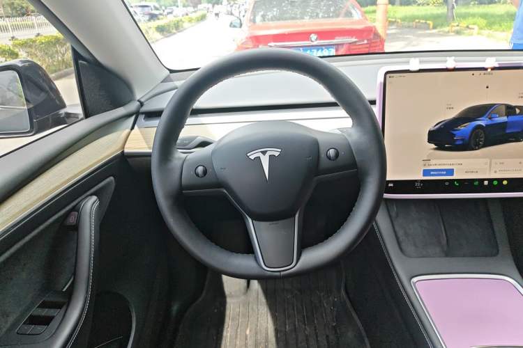 Used Tesla Model Y 2022 Revised Version Rear-Wheel Drive Steering Wheel
