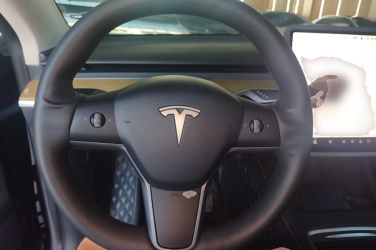 Used Tesla Model Y 2022 Revised Version Rear-Wheel Drive Steering Wheel