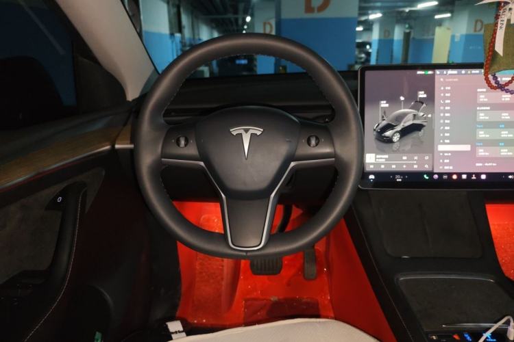 Used Tesla Model Y 2022 Revised Version Rear-Wheel Drive Steering Wheel
