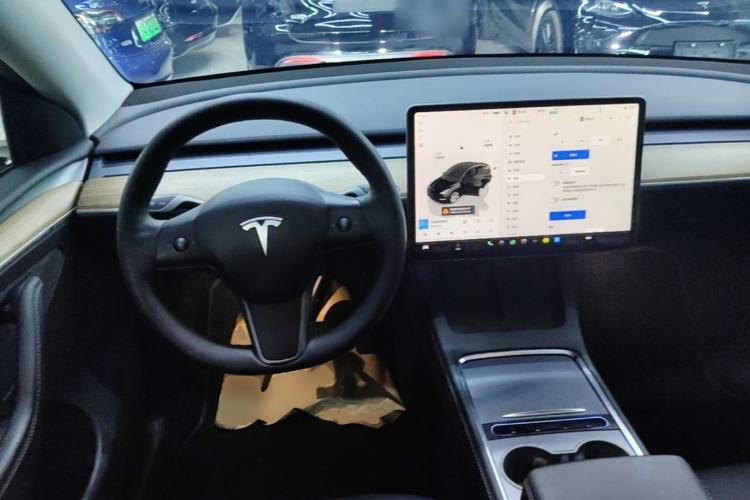 Used Tesla Model Y 2022 Rear-Wheel-Drive Version Steering Wheel