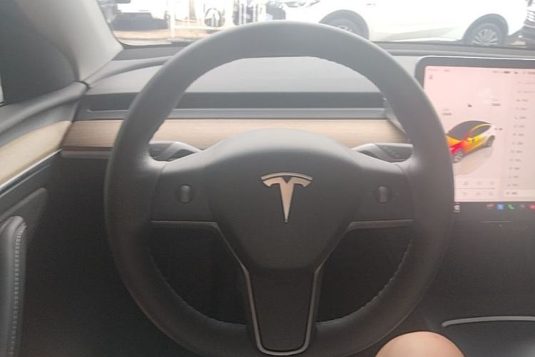 Used Tesla Model Y 2022 Revised Version Rear-Wheel Drive Steering Wheel