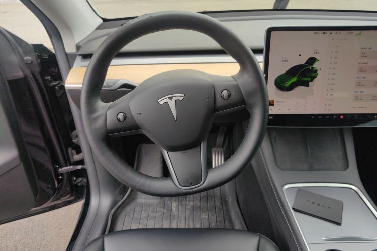 Used Tesla Model Y 2022 Rear-Wheel-Drive Version Steering Wheel