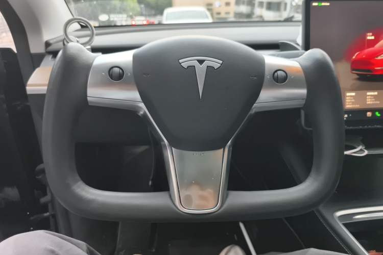 Used Tesla Model Y 2022 Revised Version Rear-Wheel Drive Steering Wheel