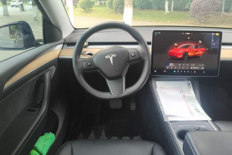 Used Tesla Model Y 2022 Revised Version Rear-Wheel Drive Steering Wheel