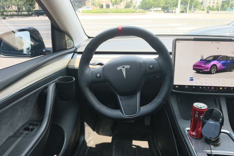 Used Tesla Model Y 2022 Revised Version Rear-Wheel Drive Steering Wheel