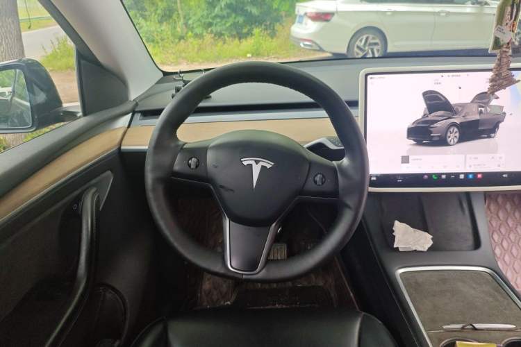 Used Tesla Model Y 2022 Revised Version Rear-Wheel Drive Steering Wheel